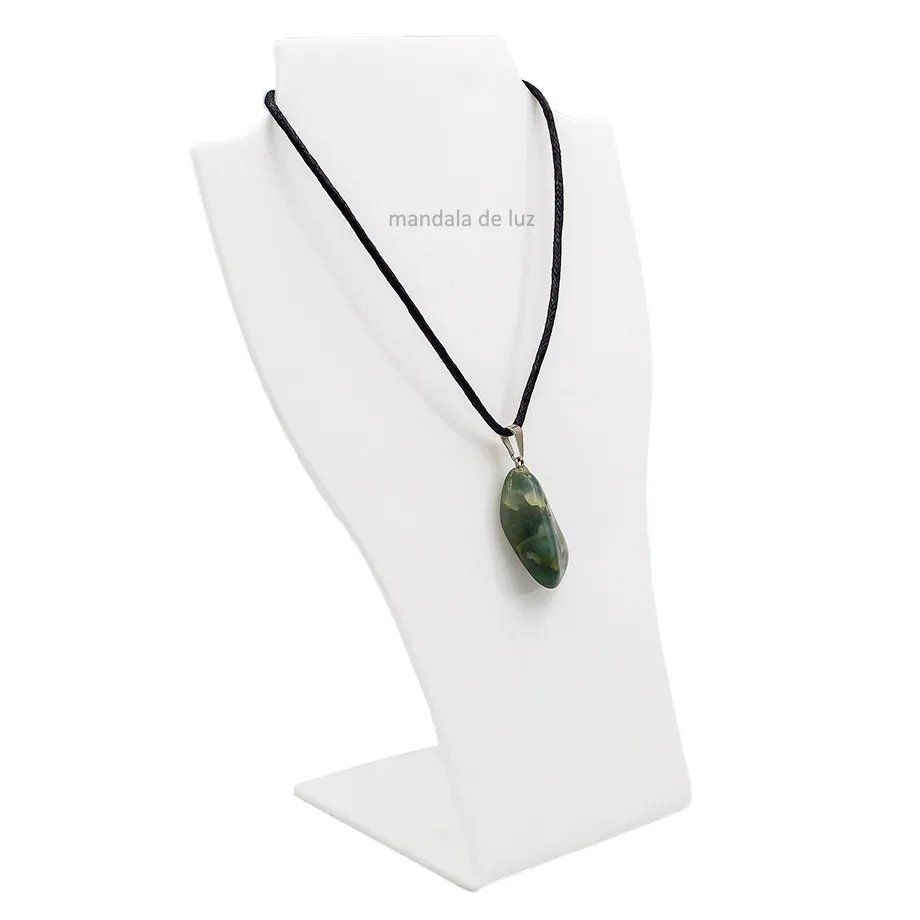 Colar de Oxossi Pedra Natural Esmeralda |