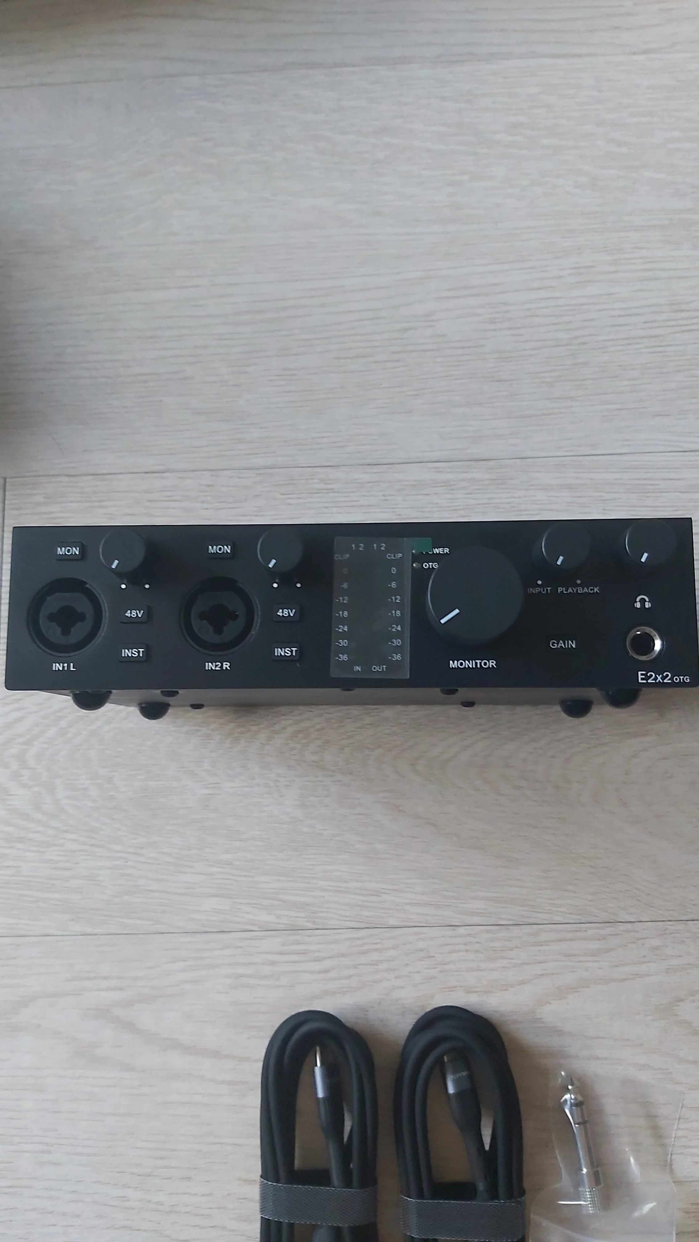 DTM・DAW Topping E2x2 OTG Black TOPPING E2X2 OTG USB Audio Interface