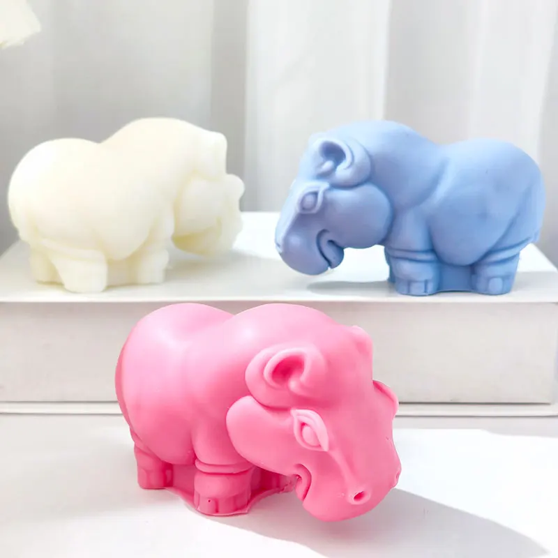 African Three Treasures Elephant Rhinoceros Hippopotamus Mold Aromatherapy Candle Gypsum Desktop Decoration Chocolate Cake Mold