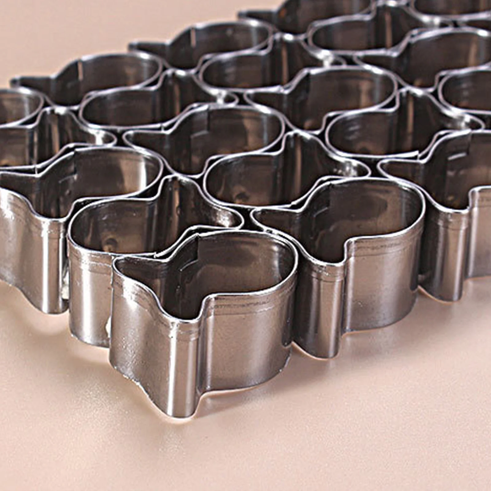 Creative Fish Shape Cracker Cutter Reusable Food-Grade Kitchen Bakeware Tool Suitable for Hosting Home Party
