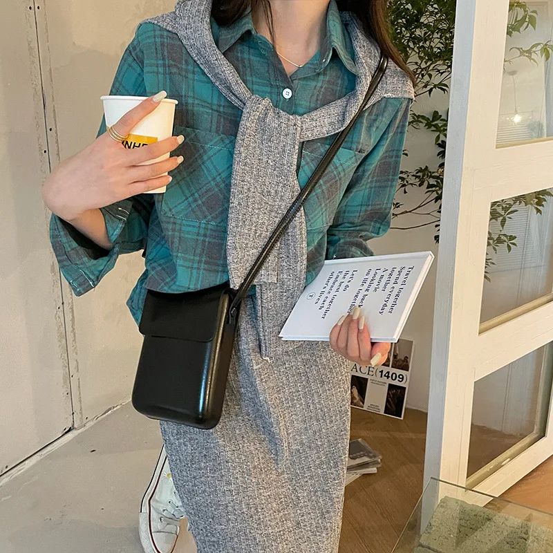 

New Women Handbags Fashion Pu Leather Shoulder Bags Female Luxury Large Capacity Crossbody Bags Small Solid Flap Phone Purse