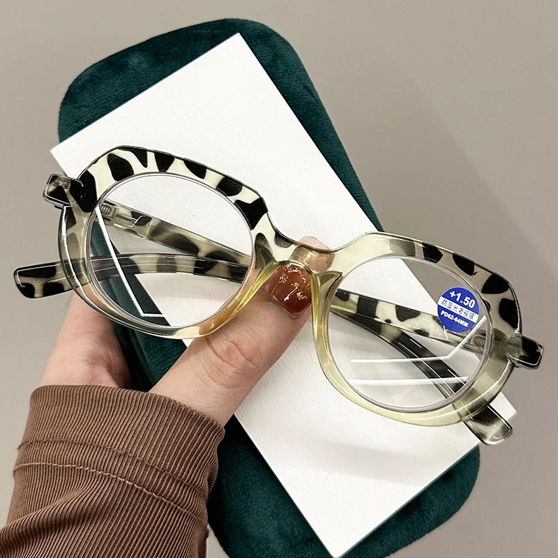 Spring Leg PC Frame Presbyopia Glasses Retro Large Oval Reading Glasses for Elderly Blocking Blue Light Presbyopia Eyeglasses 4