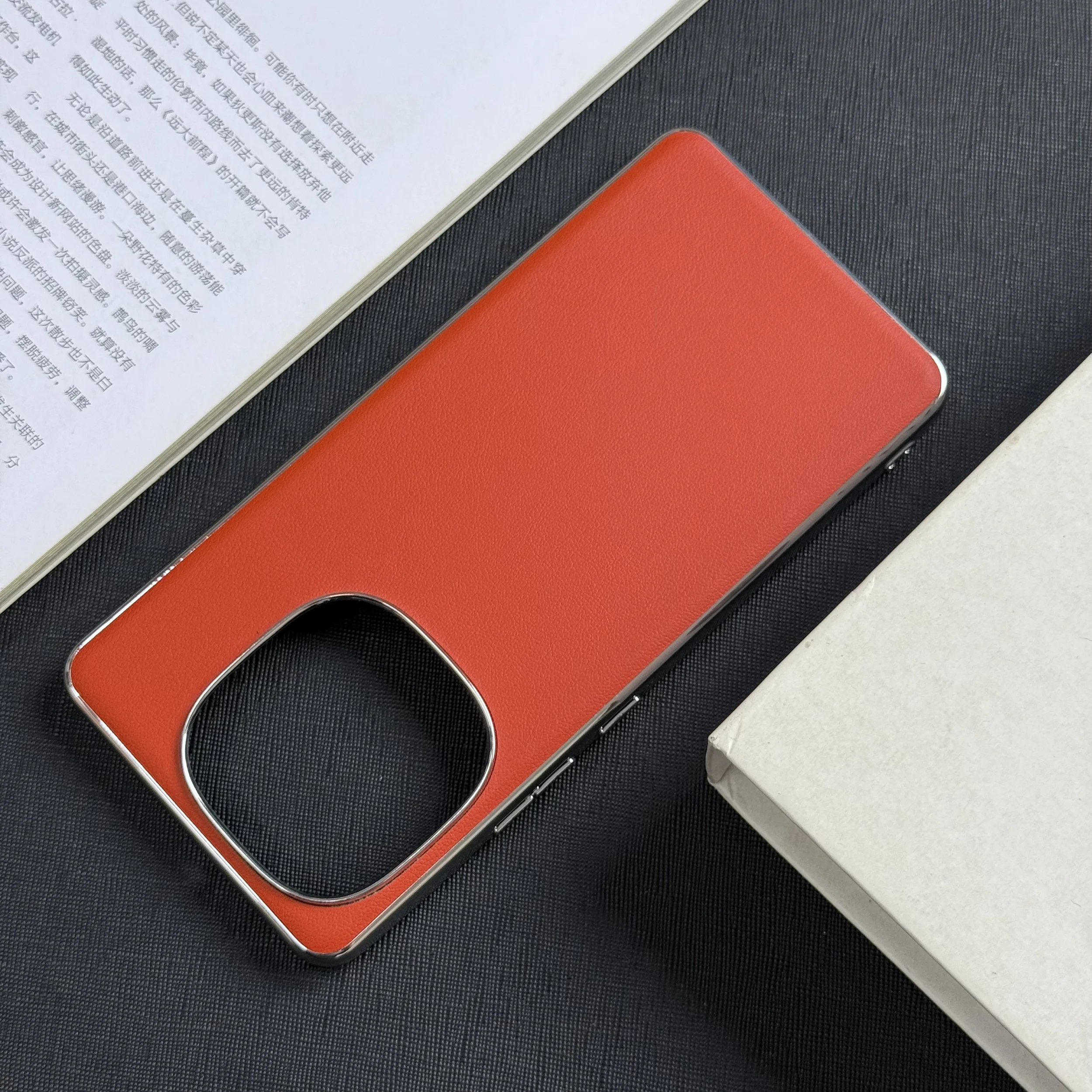 Luxury Leather Electroplating PC Hard Cover - Simple Shockproof Case