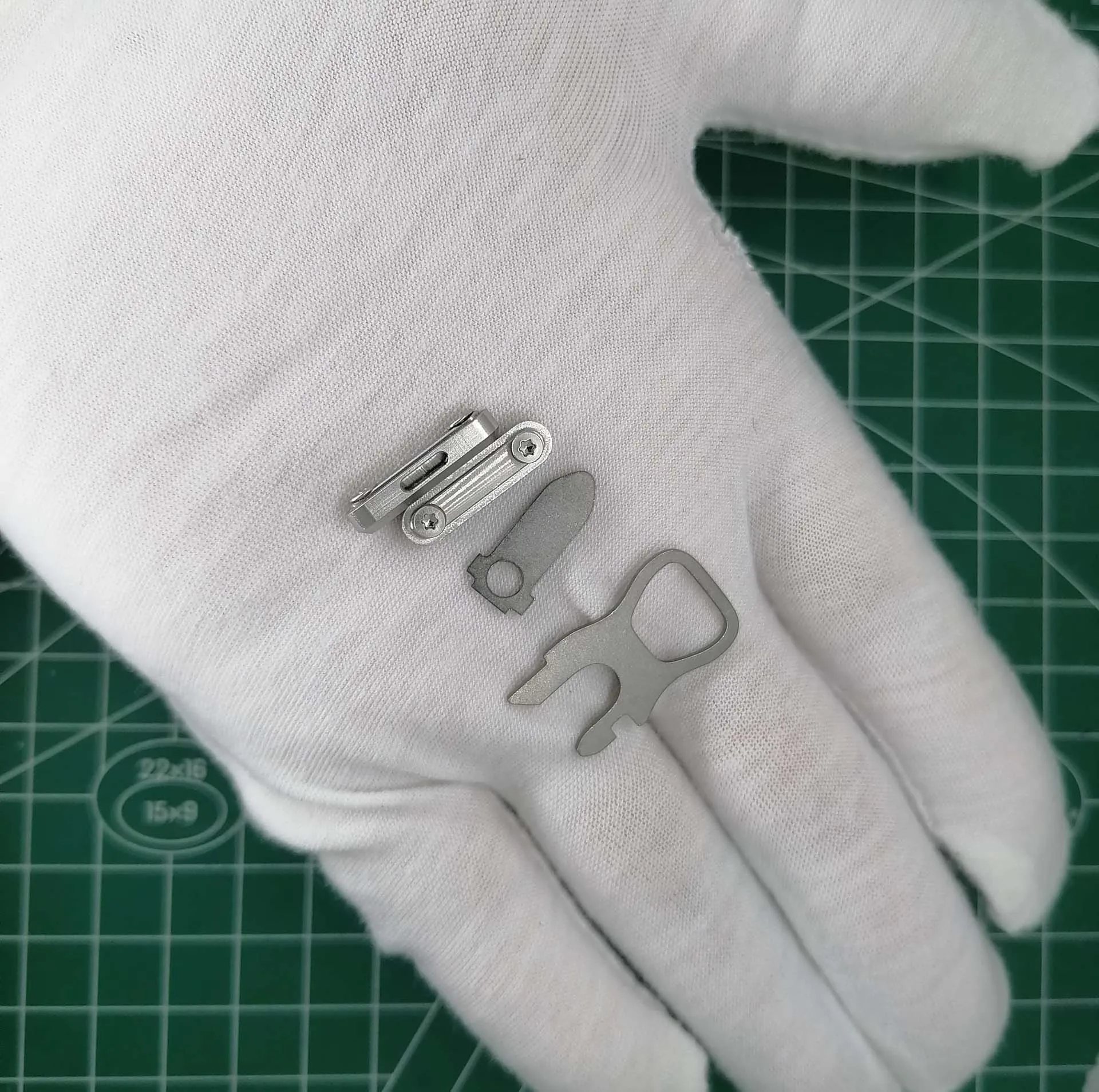 2 Pezzi In Acciaio Inox Thumb Grip Tab File Pulsante E Saw Push Nuts Per Leatherman Arc