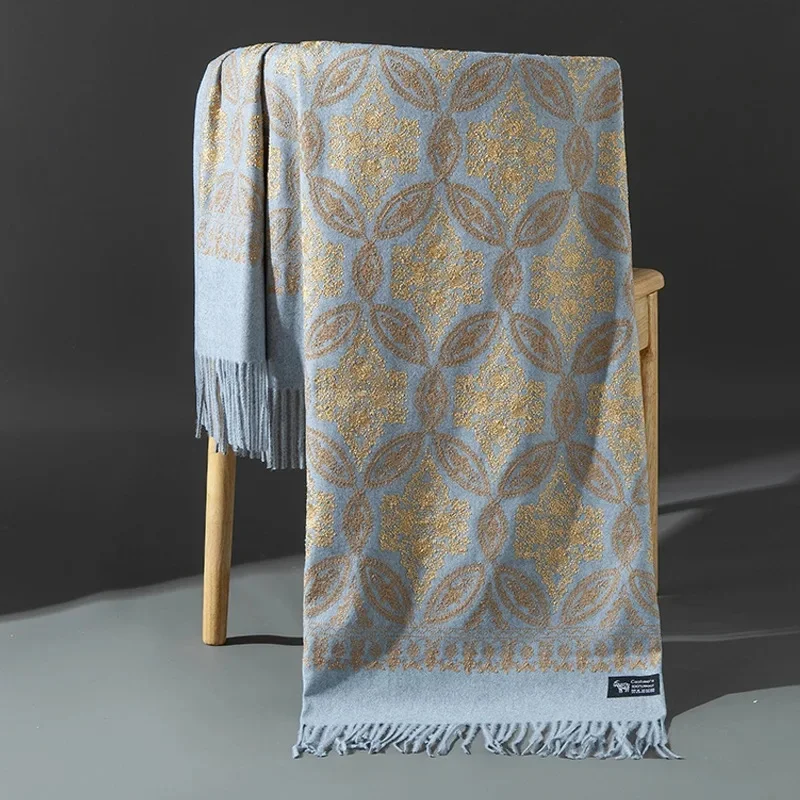 Gold Silk Lily-light heather gray