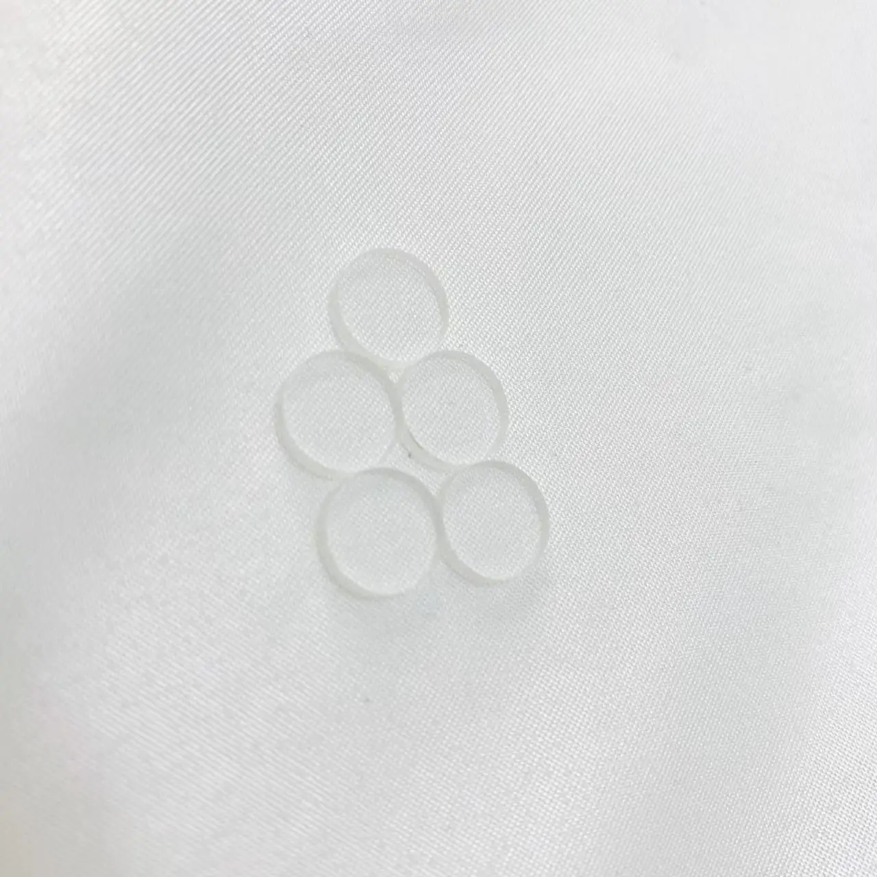 100개 총 크기 직경 20mm 및 두께 2mm UVC 180nm에서 2500nm까지 통과 JGS1 소재 소독용 석영 유리