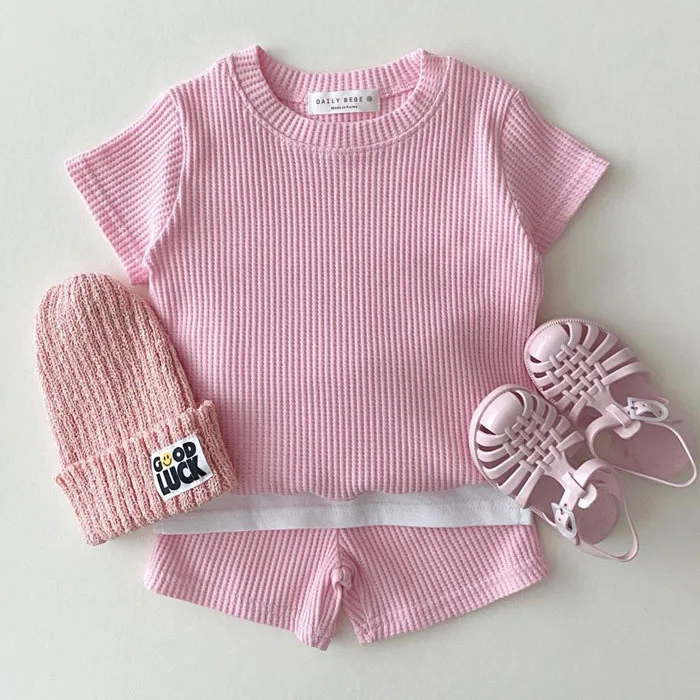 Infant Summer New Arrival Homerwear Set Baby Girl Fashion Personality Fake Two T-shirts + Cotton Loose Kid Boy Shorts Suit new baby clothing set	 Baby Clothing Set