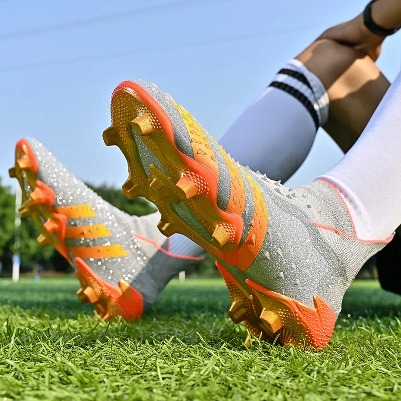 Football Shoes Men Professional Training Indoor Soccer Shoes Society Cleats Training Fast Football Field Boots Original Sneaker Football Shoes