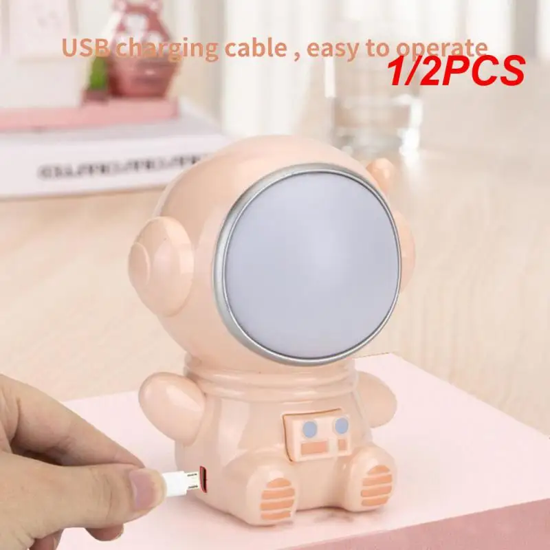 

1/2PCS Portable Reading Book Lights Astronaut Shape Book Reader Light Three Light Modes Desk Lamp Usb Rechargeable Astronaut