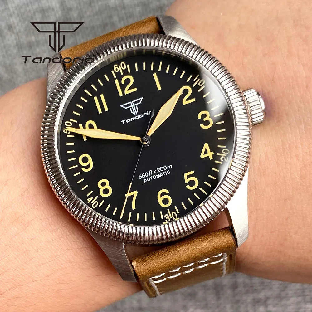 

Tandorio 39mm Pilot 20Bar Dive Automatic Watch for Men NH35A PT5000 Fluted Bezel Screw Crown Sapphire Glass Leather Luminous