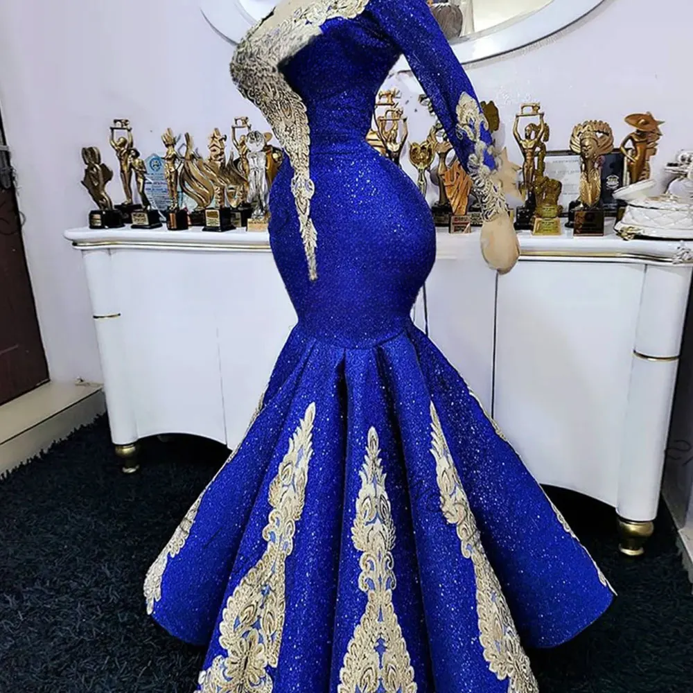 

2024 African Royal Blue Mermaid Prom Dresses With Appliques Women Aso Ebi V Neck Long Formal Evening Party Gowns Robe De Soiree