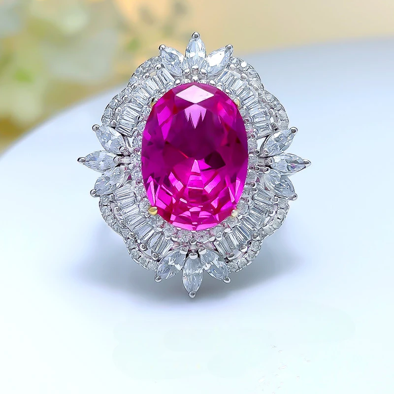 

Женское кольцо из серебра 925 пробы, с красным турмалином