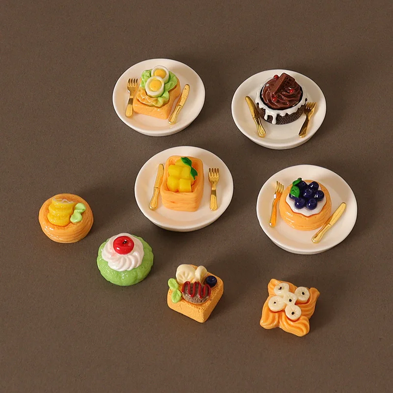 

1/12 Dollhouse Miniature Cake Dishes Set Model Simulated Dessert Kitchen Accessories For Doll House Decor Kids Pretend Play Toys