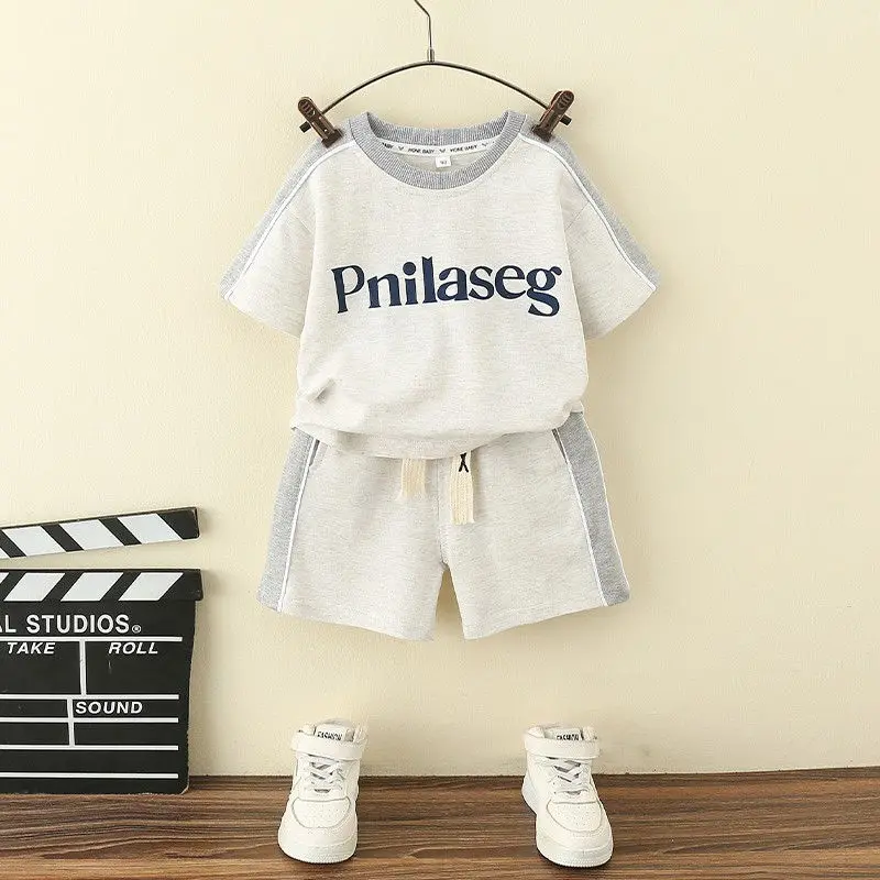 

Детская одежда комплект с короткими рукавами для мальчиков; Новинка; Летняя одежда для малышей в западном стиле красивая и красивая детская летняя одежда