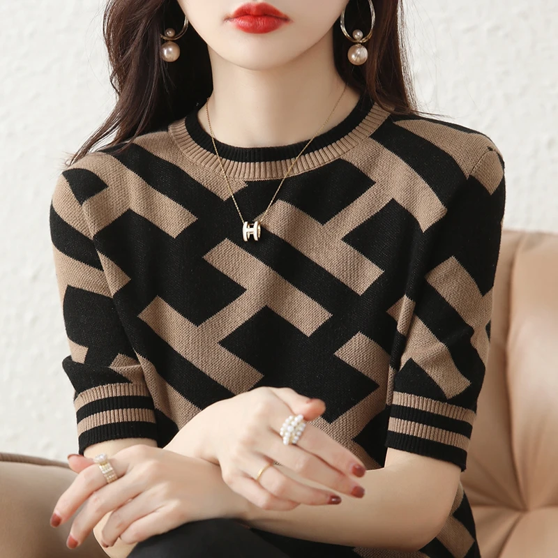 

Women's t-shirts summer new 100% cotton knitted sweaters short sleeves casual embroidery ladies tops Overside pullover tees HOT