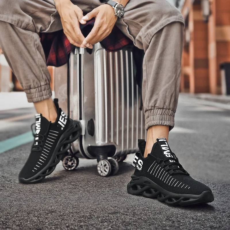 2022 Hot Sale Sport shoes Men Running shoes Outdoor Summer spring Sneakers Walking Shoes breathable  shoes plus large size 39-46