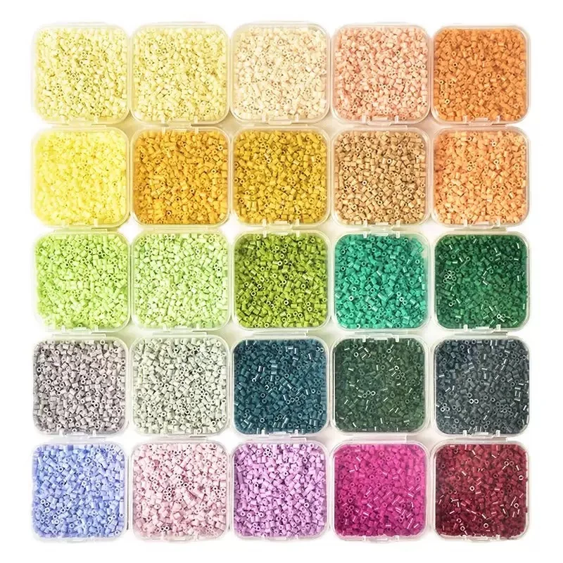 1000pcs 2.6mm 펄러 비즈는 전체 색상 구성으로 완성됩니다. Diy 직소 퍼..
