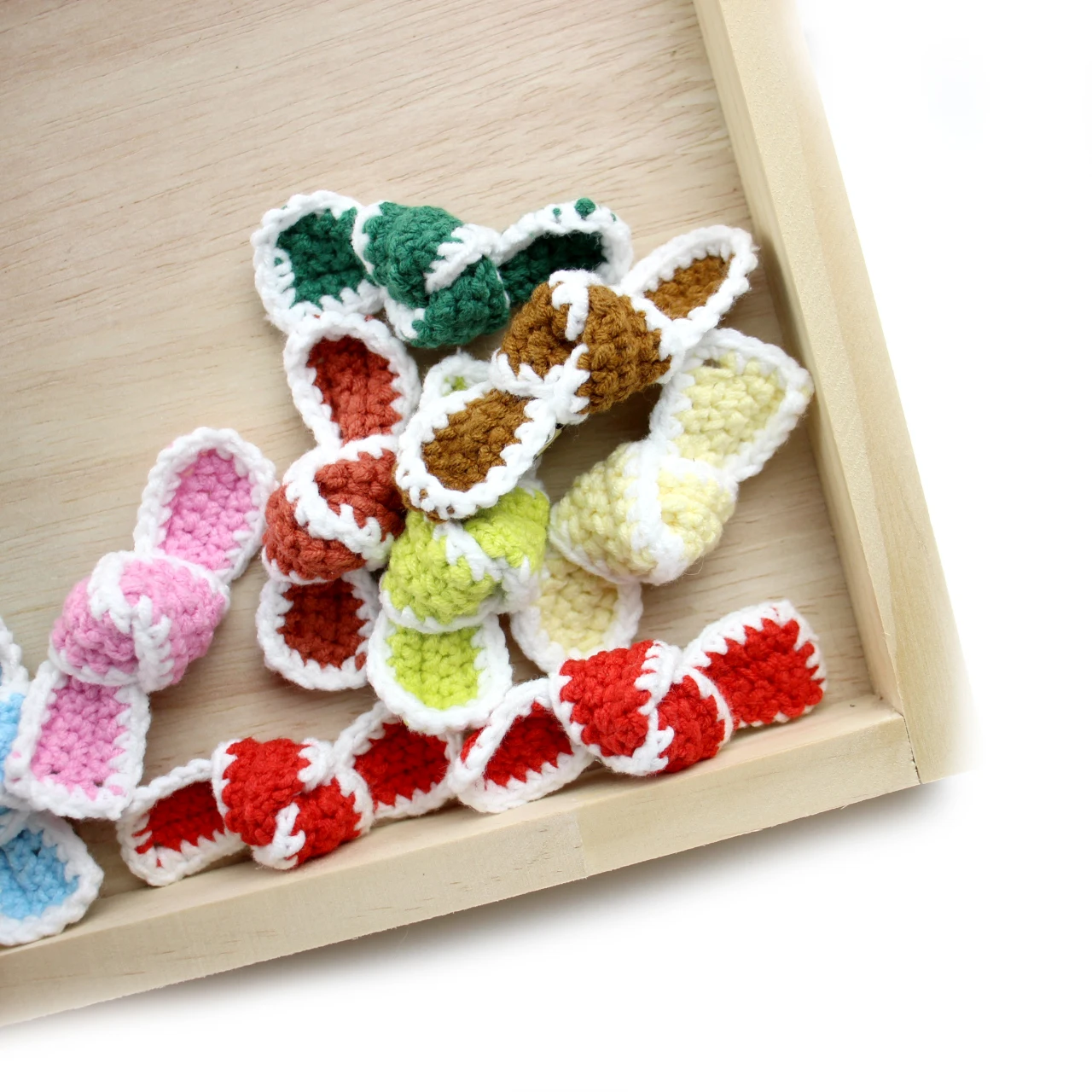 1pc 소녀 헤어핀 크로 셰 뜨개질 니트 달콤한 공주 hairbows 스냅 클립 헤어 그립 수제 안전 어린이 헤어 액세서리