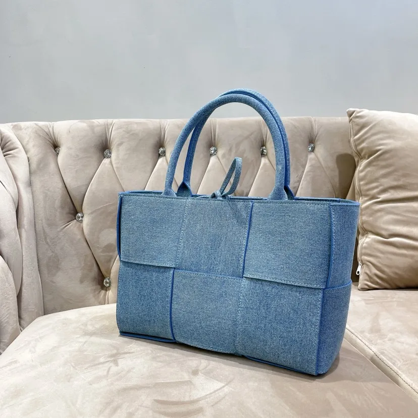 

Luxury Denim Women's Handbags Designer Woven Canvas Shoulder Bag Brands Composited Bags for Women 2023 Shopper Purses Clutch New