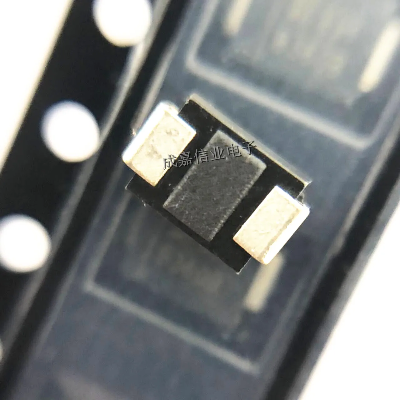 Рисунок 2 - выпрямительный диод Шоттки B360B