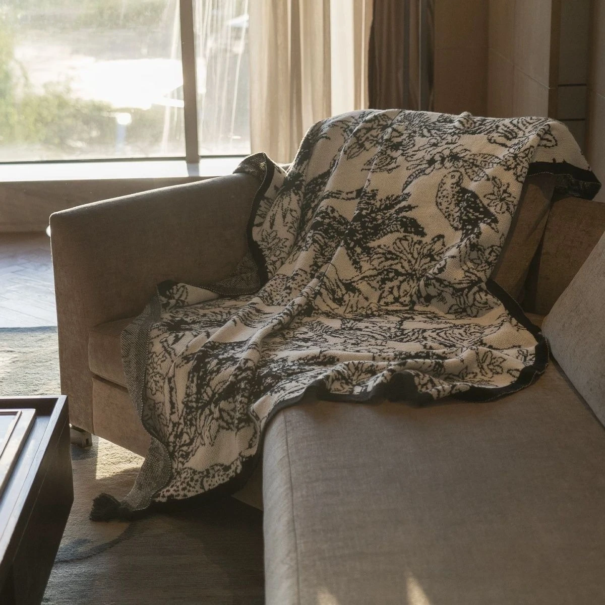 Knitted Blanket Black and White Sofa Living Room Casual Nap Covered Blanket Hotel Bed End Towel Decoration Home Textile - 5