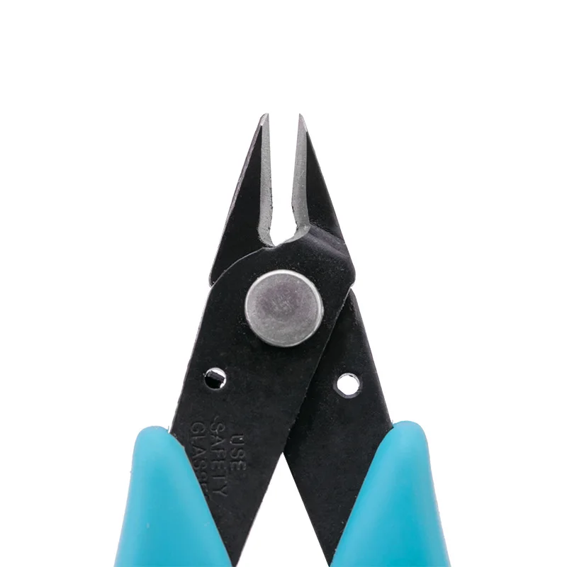 1Pcs Rhinestone Remover Nail Art Clipper Nail Art Tool Stainless Steel Cutter Scissors Metal Chain Nails Accessory nail clipper set nail care kit nail scissors set manicure pedicure kit manicure set manicure sets manicure nail clipper set nail clippers kit