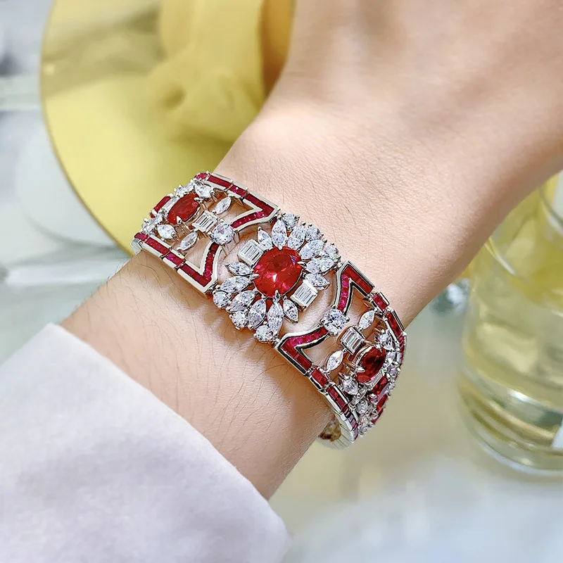 

2023 New 925 Silver 7 * 9 Red Treasure Bracelet Women's Luxury Inlaid Retro Temperament Advanced Feel Bracelet