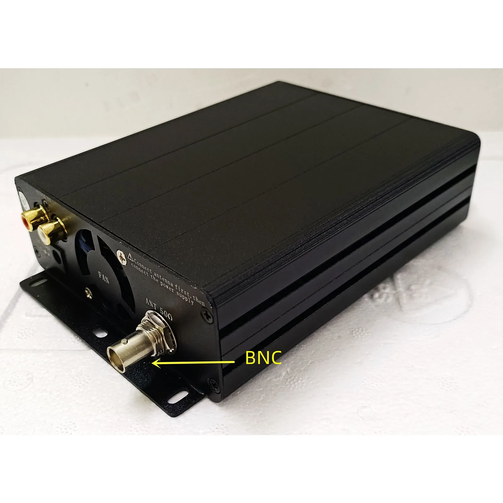 Wishcolor ST-15B V3 76MHz-108MHz 15W 스테레오 증폭기 FM 방송 송신기 오디오+마이크 입력(BNC 인터페이스)