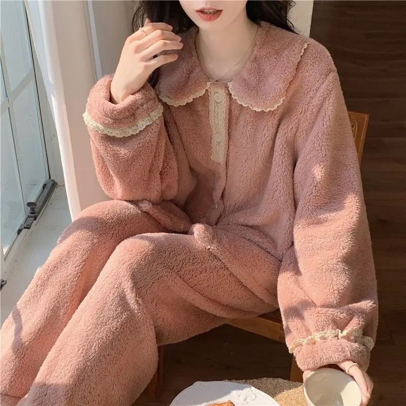Pajama women's Fall/Winter coral velvet homewear flannel thickened winter giant size thermal set Can be worn outside Long sleeve