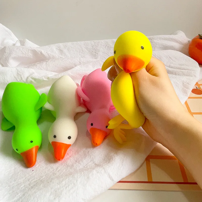 

Slow Rebound Great White Goose Decompression Toy Artifact Cute Enamel Duck Cartoon Release Decompression Toy