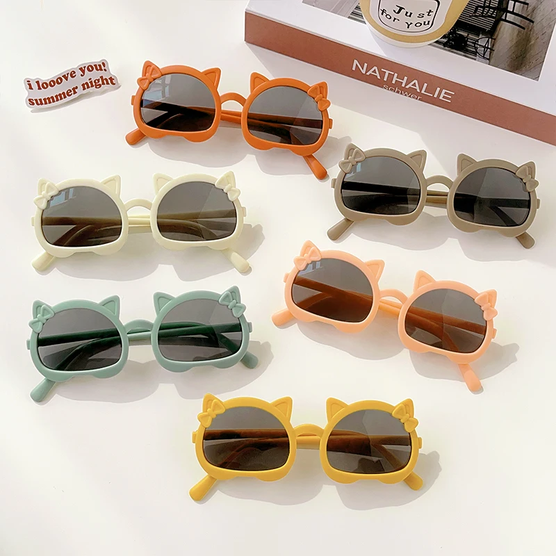 2023 kinder der Farbe Nette Cartoon Katze Ohren Form Outdoor Mädchen Jungen Schöne Vintage Sonnenbrille UV 400 Schutz Kinder Sonnenbrille