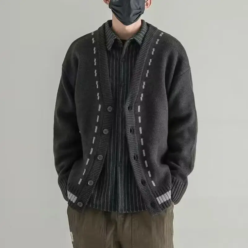 

Autumn And Winter V-neck Sweater Cardigan Man Casual Loose Fitting Long Sleeved Japanese Vintage Knitwear Men's Winter Clothes