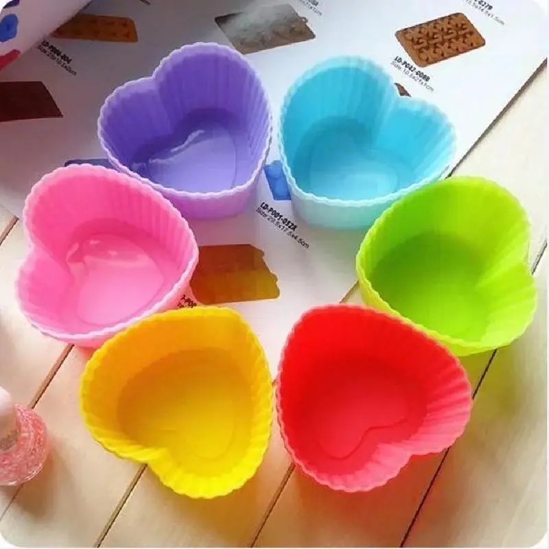 6Pcs/Set Silicone Cupcake Mold Cupcake Liner Reusable Muffin Baking Nonstick Moulds Kitchen Baking Accessories Random Color