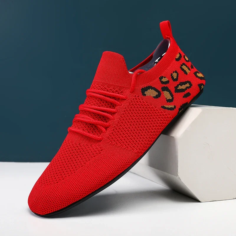 2024 통기성 남성 Vulcanized 신발 새로운 경량 커플 플랫 소프트 메쉬 남..