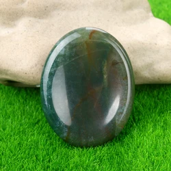Oval Quartz Healing Crystal Worry Stone for Meditation and Chakra Energy Therapy (India Agate)