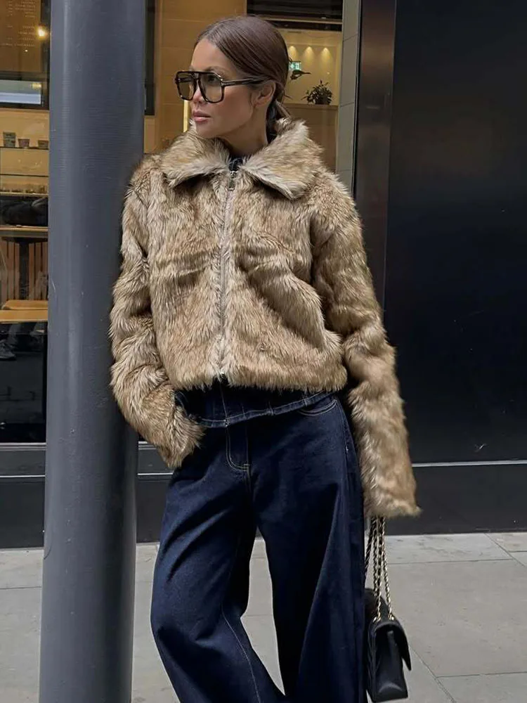 Women Winter Jacket Fashion Faux Fur Short Coat Long Sleeve Zipper Fluff Fur Warm Jackets Casual Streetwear New Outerwear