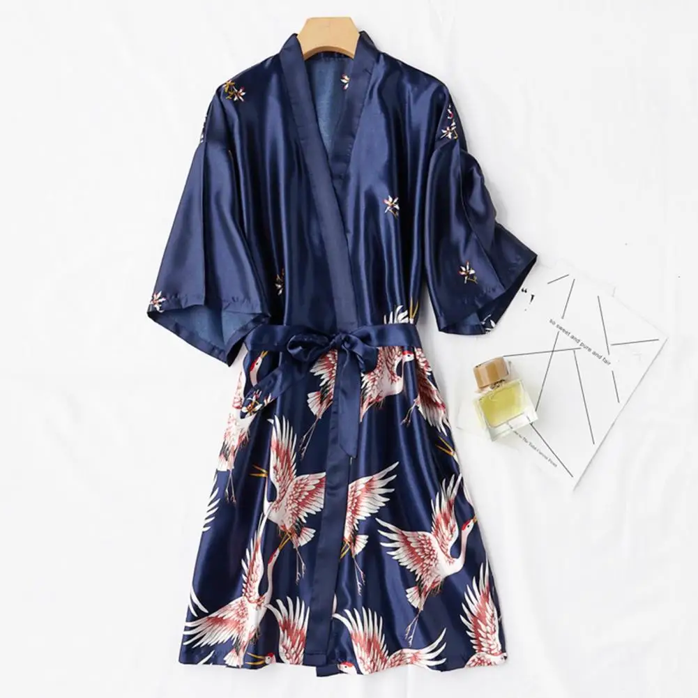 

Casual Sleepwear Elegant Bird Print Satin Lace-up V Neck Bathrobe for Women Soft Cardigan Nightgown Morning Dressing Gown