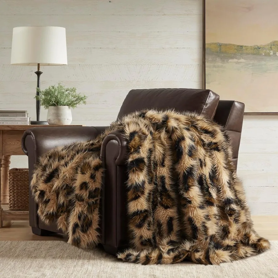 Luxury Faux Fur Throw Blanket with Fluffy Leopard Pattern for Home Decor Cozy Fuzzy Plush Throw for Couch and Bed Soft Animal C