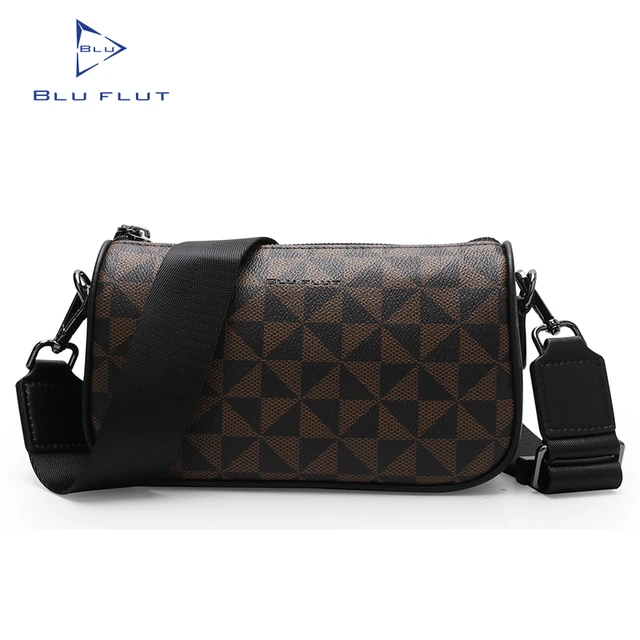 Crossbody Luxury Designer By Louis Vuitton Size: Small