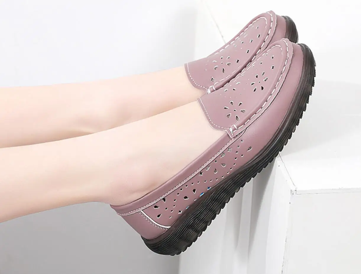 New Women Flats Ballet Shoes Woman Cut Out Leather Breathable Fashion Women Boat Shoes Ballerina Ladies Casual Shoes Plus