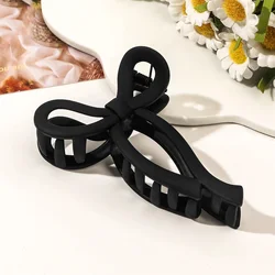 Elegant Matte Bow Hair Claw Clip for Women - Stylish Acrylic Hair Accessory (Matte black)