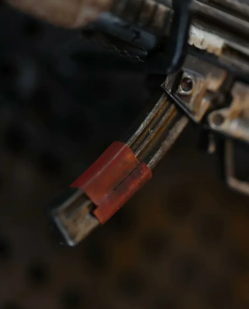 1/6 Scale Soldier MP5SD5 Model for 12" Waste Soil Style