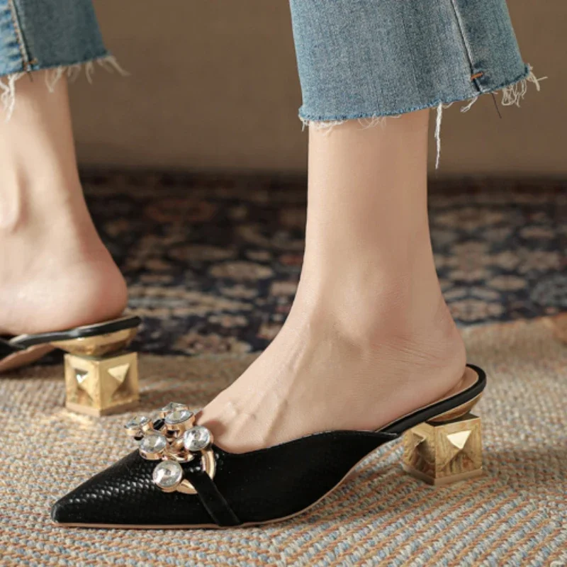 

Ladies Shoes on Sale 2024 Fashion Autumn Women's Slippers Closed Toe Metal Decoration Brilliant Diamond Chunky Heels Shoes Women