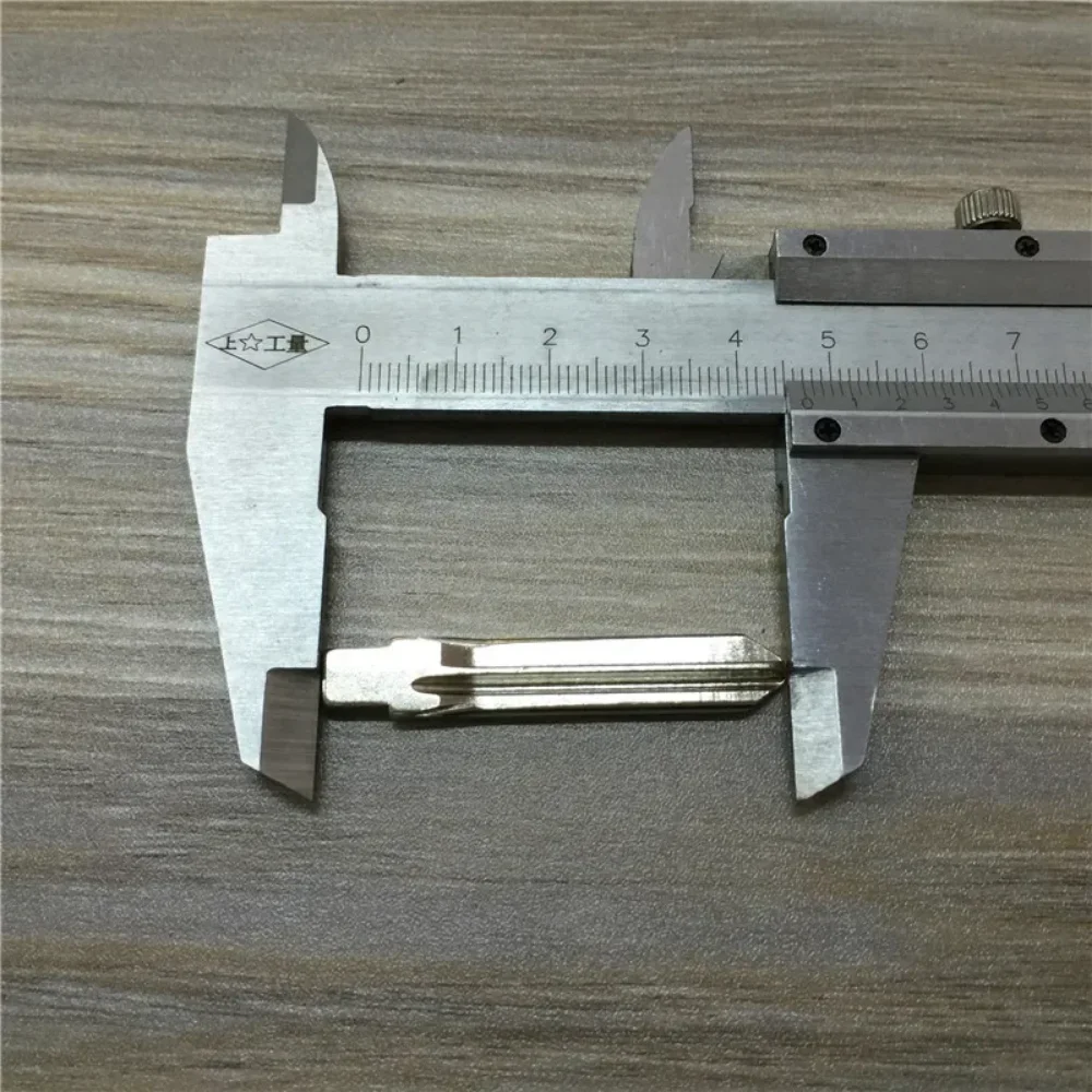 9pcs for Picasso Citroen Elysee Lifan 520 Keys Embryo Key Blanks Motorcycles, Electric Vehicles, Tricycles, Metal Car Keys