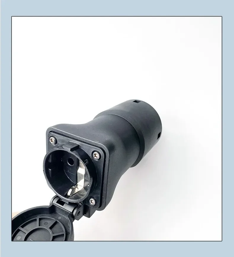 Рисунок 2 - Разъем бокового разряда электромобиля