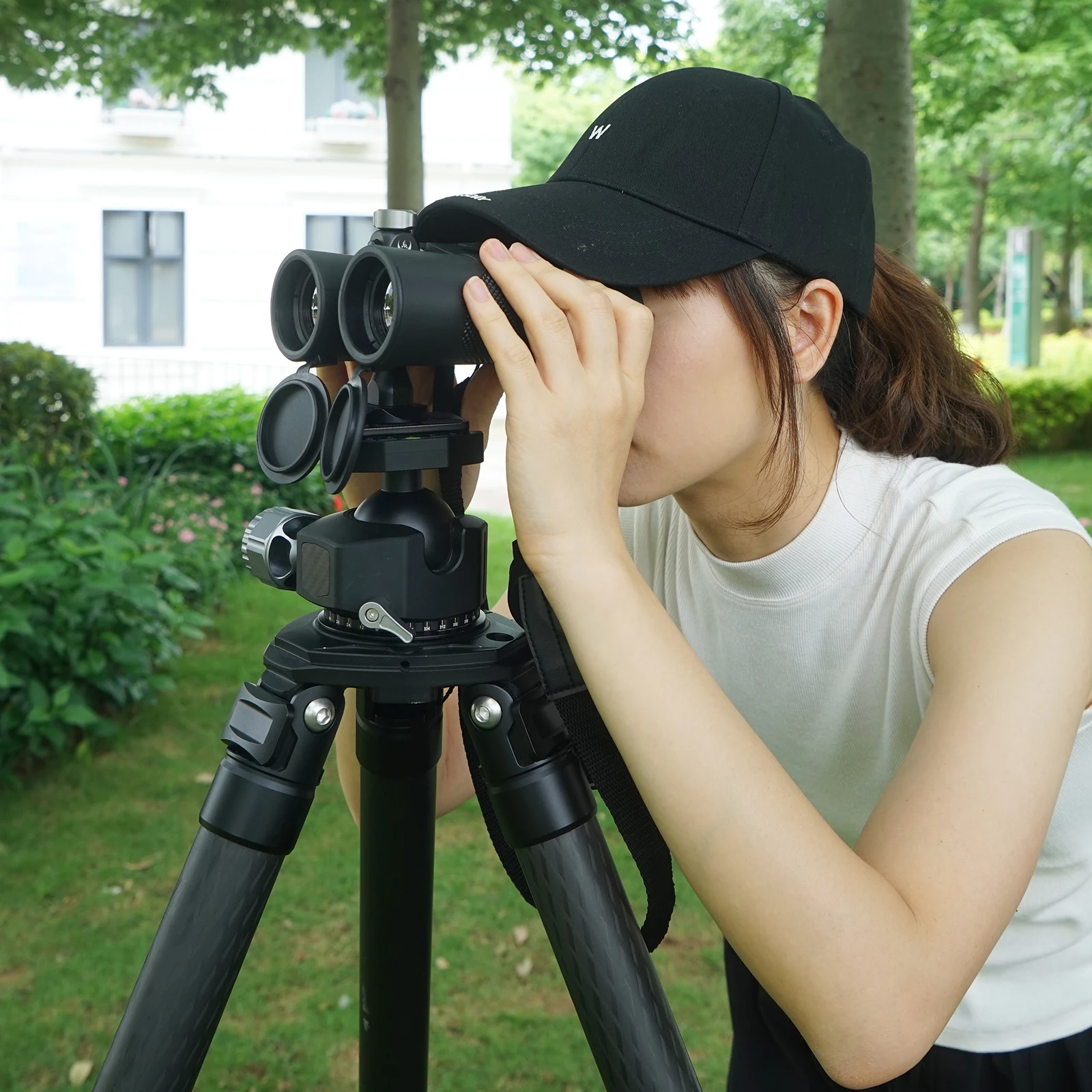 Binoculars Tripod Adapter Bracket for Telescope 1/4 Inch Threading Standard Universal