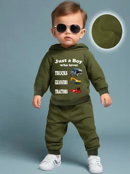 The autumn and winter cartoon car printed fleece sweatshirt and sweatpants set for a newborn boy is suitable for outdoor use 1