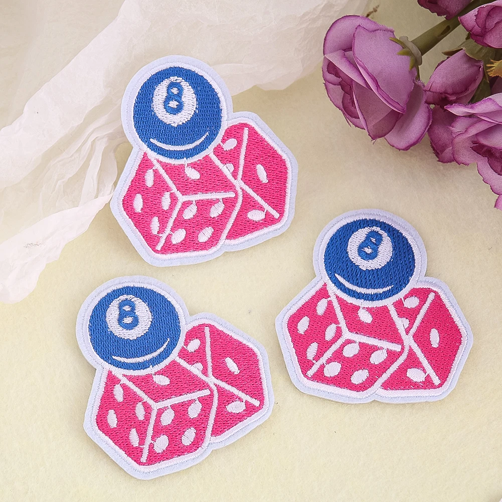 Kreative Cartoon-Stil Stickerei Stoff Aufkleber Nähen Eisen auf Patches auf Stoff Abzeichen DIY Kinder bekleidung Accessoires nähen