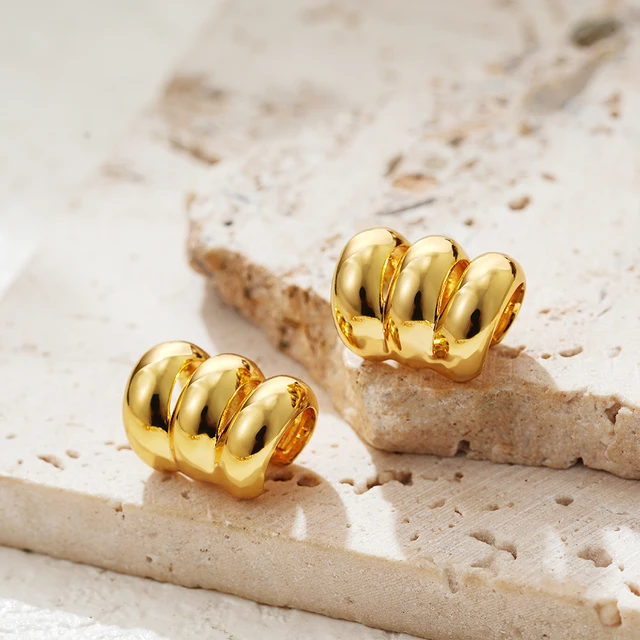Manchette d'oreille plaquée or carillon pour femme, 3 couches, clip sans piercing, boucles d'oreilles sur les grimpeurs, boucle d'oreille faux cartilage, cadeau de clips