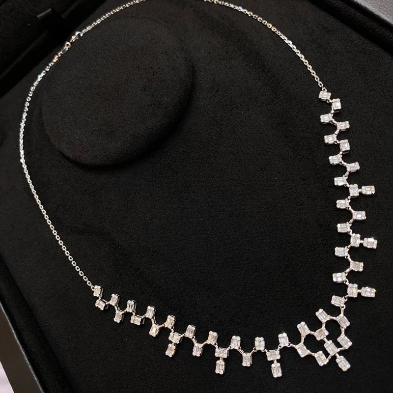 Рисунок 2 - Ожерелье KUGG из белого золота